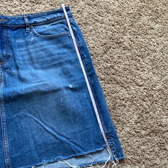 Destructed Loft Denim Skirt - Picture 6 of 7